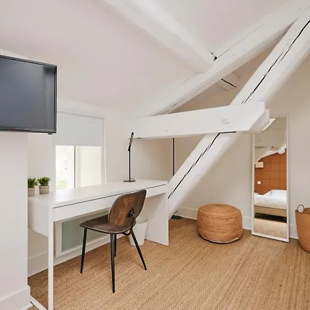 Hotel apartamentowy Maison Martouret - Colodge 4*